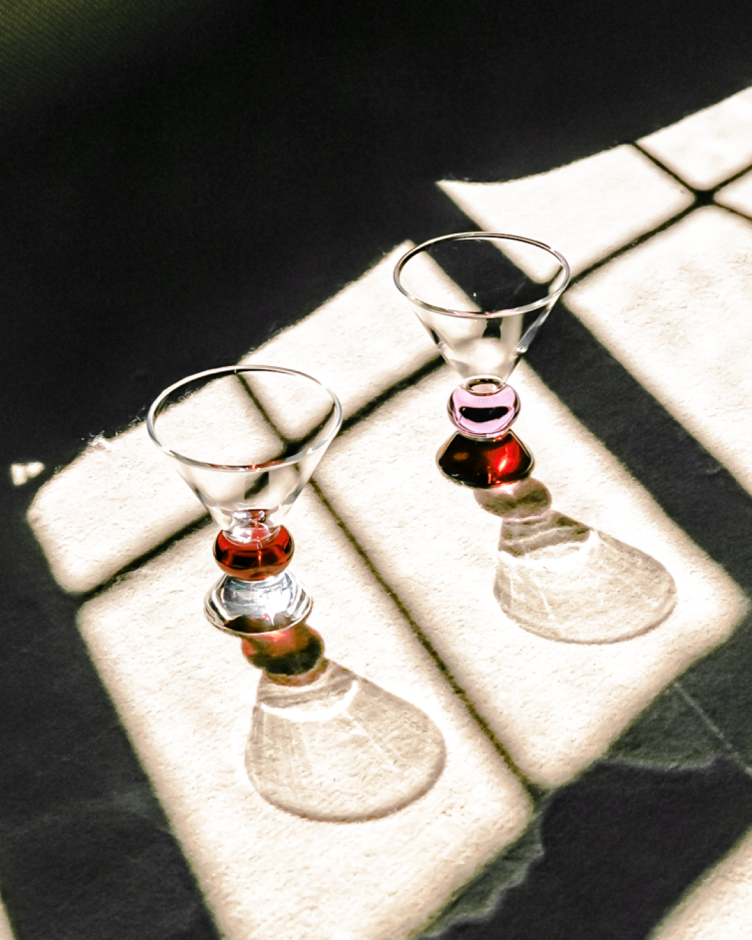 Color Block Stemless Cocktail Glass Set of 2 - Image 4