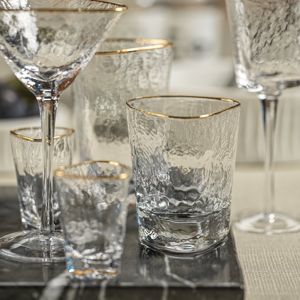 Triangular Glassware with Gold Rim - Image 3